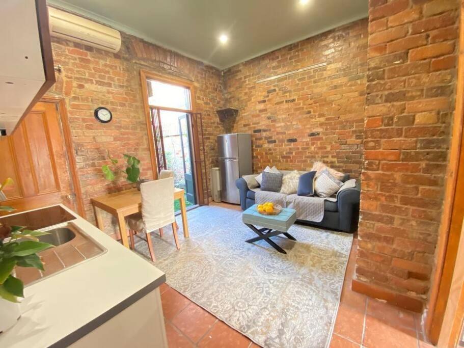 Fitzroy Boho Private Rooms #Guesthouse #Accomlongterm Melbourne Exterior photo